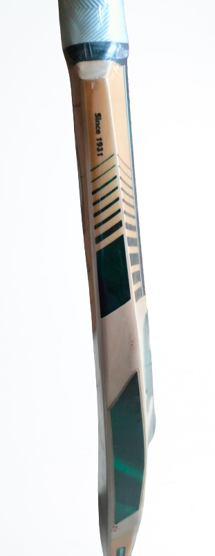 CRICKET BAT ENGLISH WILLOW SG SKIPPER XTREME